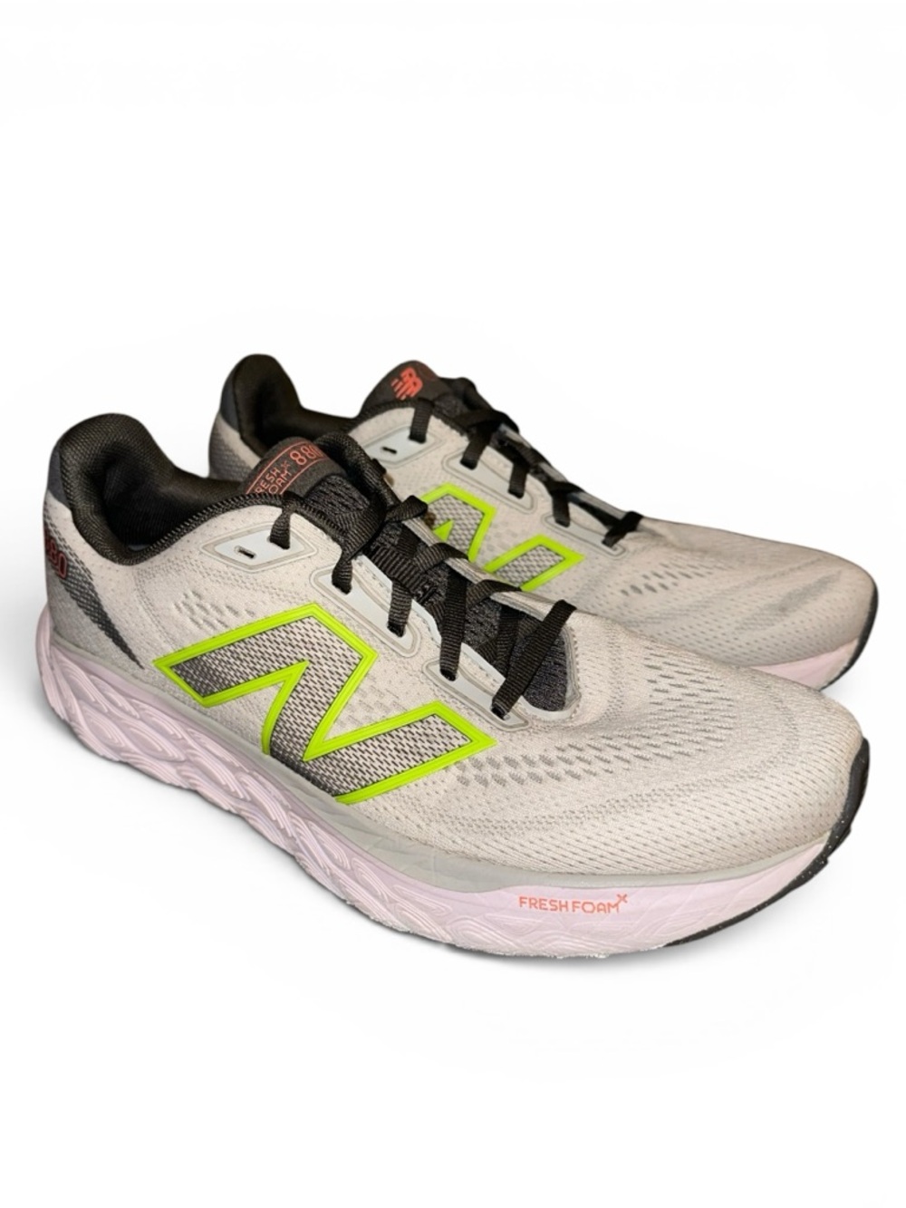 New Balance Fresh Foam x 880v14 Women Size 9.5B Running Shoe Grey Matter W880F14 - Picture 2 of 8